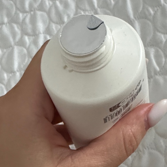 Gisou Honey Milk 5-in-1 Styling Cream 150ml brand new sealed hair haircare - Picture 3 of 3